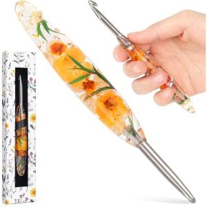 Katech 5.0mm Crochet Hook for Arthritic Hands, Hand-Polished Stainless Steel Ergonomic Crochet Hooks with Customized Sparkle Dried Floral Grip, Soft Tapered Hook-Crochet Gift for Beginner & Crocheter(6.0mm)